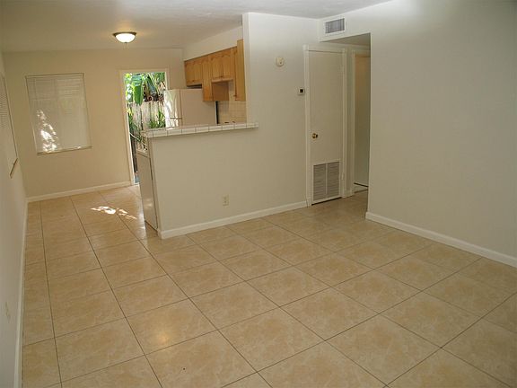 2nd image of 1842 McKinley St #2