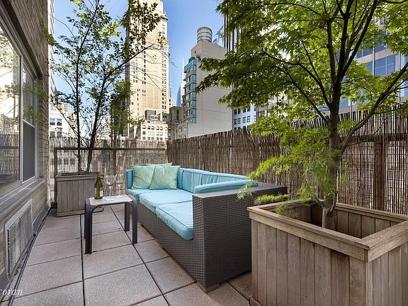 3rd image of 80 Park Ave APT 19G