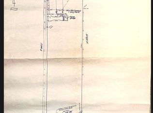 24W459 Lawrence Ave, Roselle, IL 60172