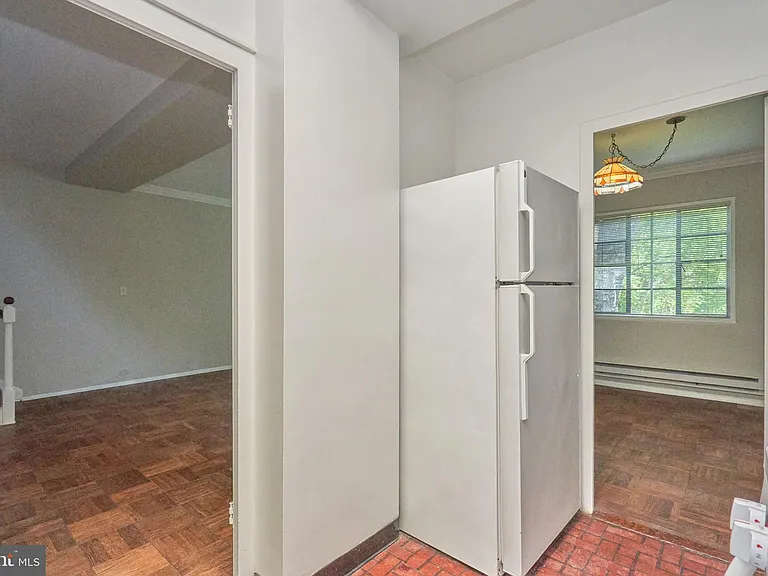 1553 Mount Eagle Pl — Photo 16