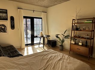 42 Maspeth Ave APT 1G, Brooklyn, NY 11211