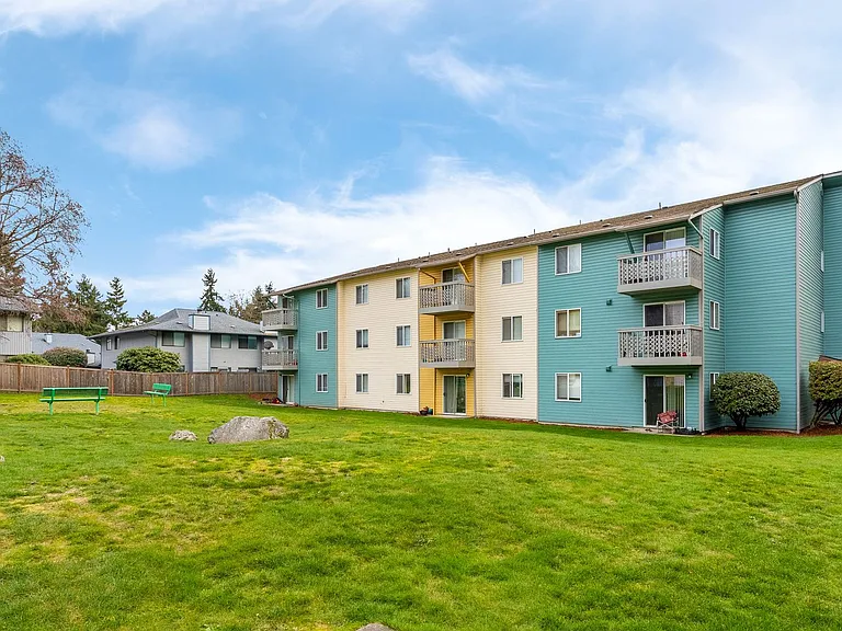 Arbor Woods Apartments — Photo 23