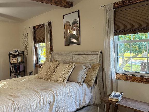 4th image of 5047 Lee Rd