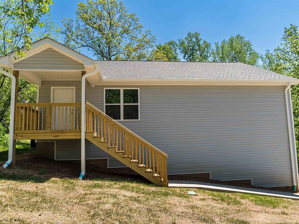 1st image of 416 Love Springs Rd