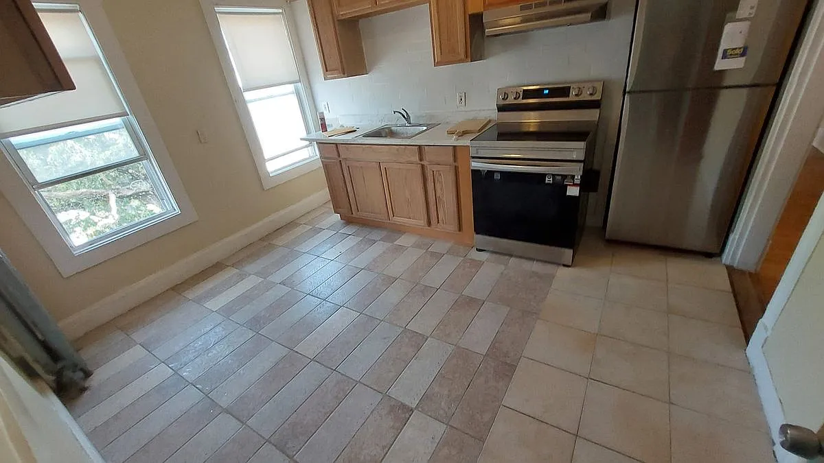6 bed, 3.0 bath, 1531 sqft, $3,100 — Photo 3