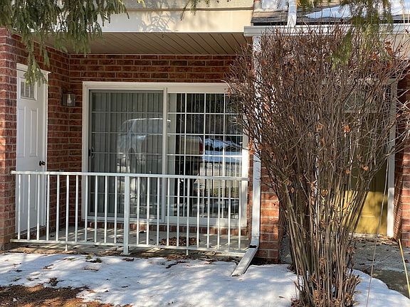 2nd image of 54223 E Annsbury Cir