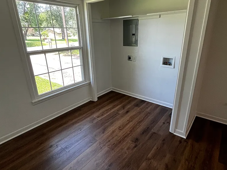 9457 Orchard Dr — Photo 6
