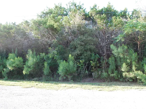 30075 Woodcrest Dr, Whitney, TX 76692