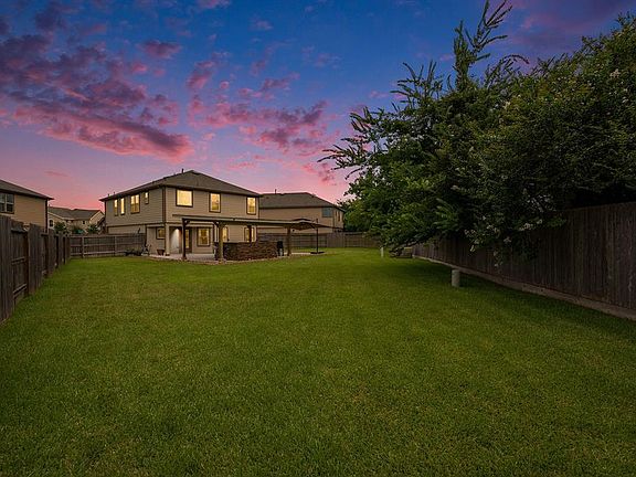 2nd image of 7247 Mountain Prairie Dr