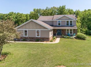 7381 Rivendell Farms Rd, Lowell, MI 49331