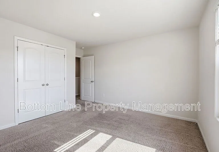 608 Frosty Way — Photo 33