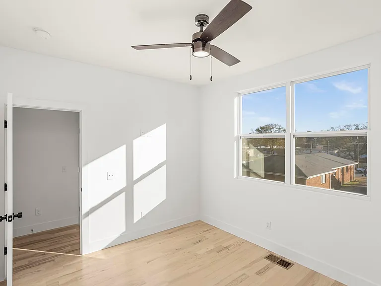 11A Garden St #A — Photo 37