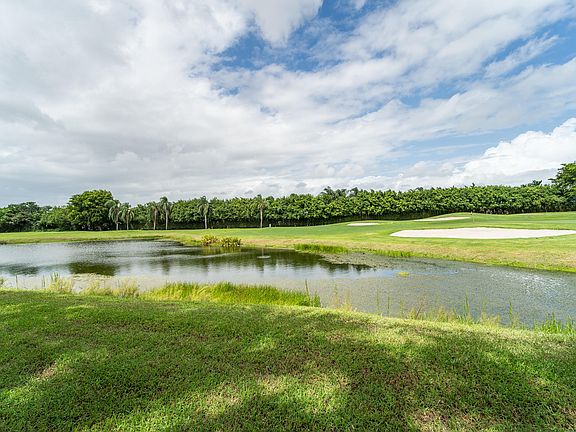 2nd image of 6444 Aspen Glen Circle