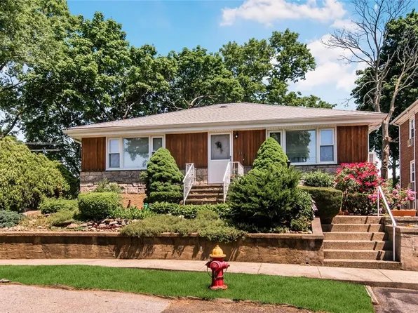 11 Frazier Place, Yonkers, NY 10704