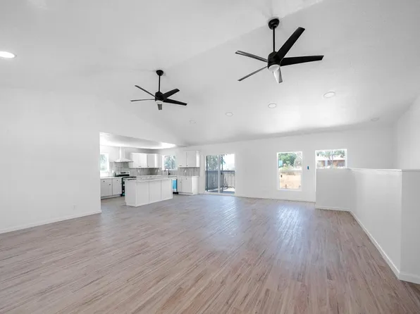 15758 Mark Rd, Madera, CA 93636