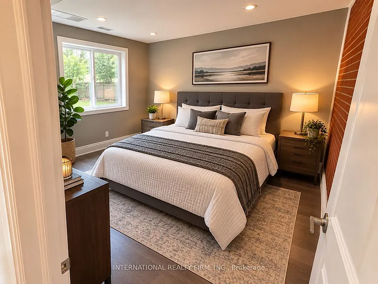 73 Murray Dr #MAIN- HALF — Photo 2
