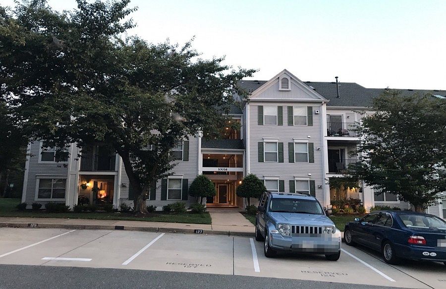 1st image of 10016 Vanderbilt Cir APT 10