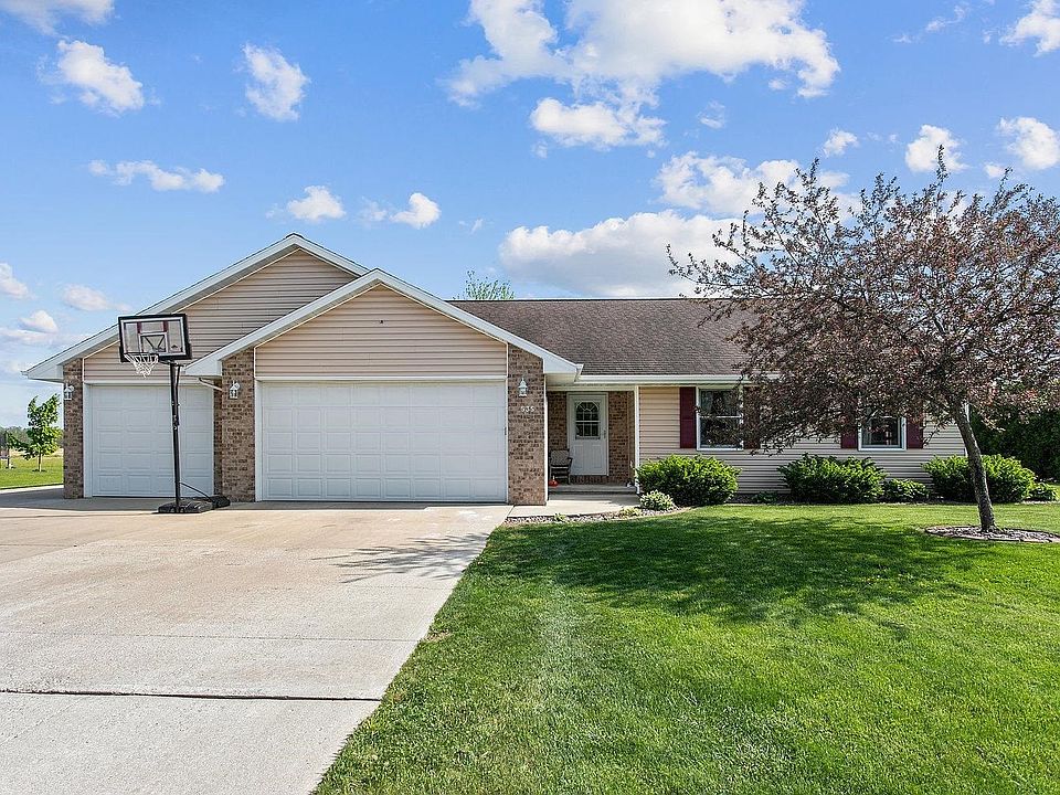 1st image of 535 Ridgeway Dr