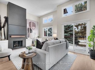 1755 Rathburn Rd E #14, Mississauga, ON L4W2M8