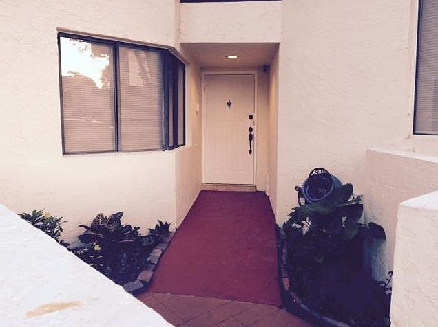 1st image of 8110 NW 17th Mnr