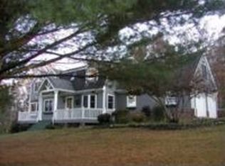 25 Canter Ct, Horse Shoe, NC 28742