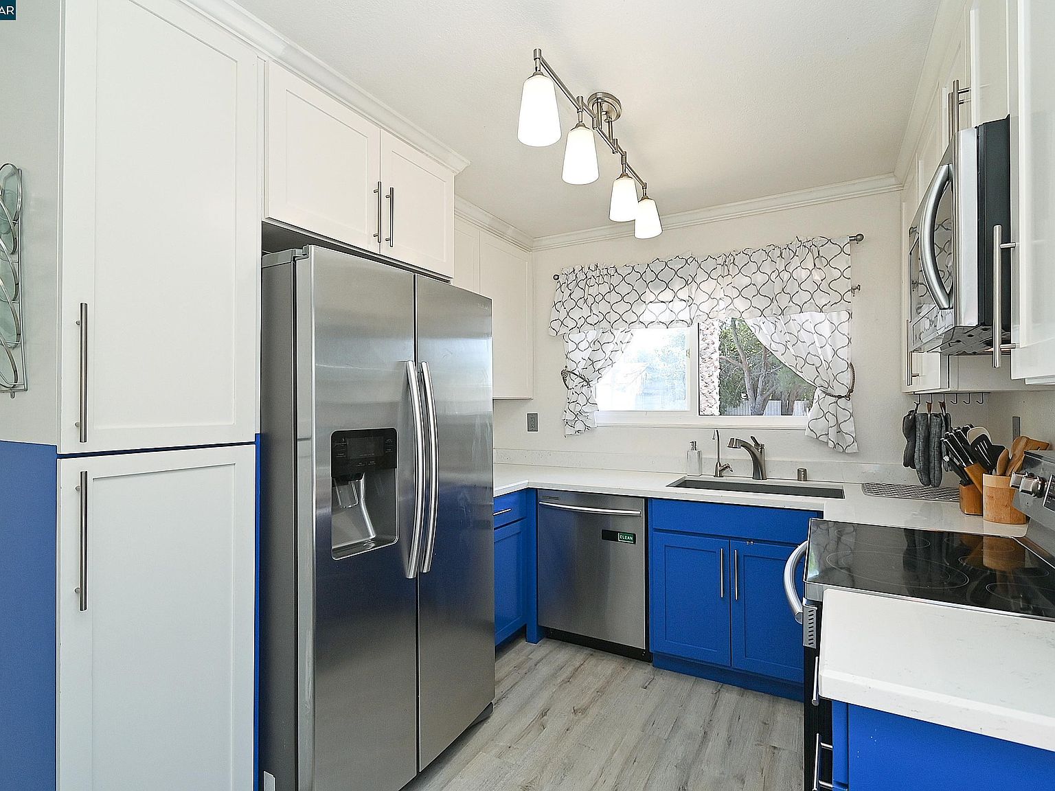 6fefa9373110d0022730fc5d3b00d5