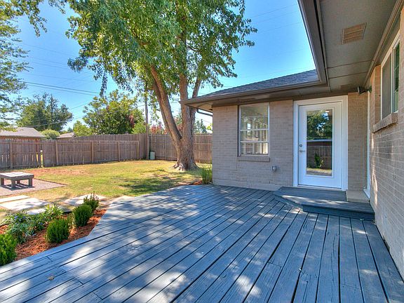 5th image of 2632 Keats Pl