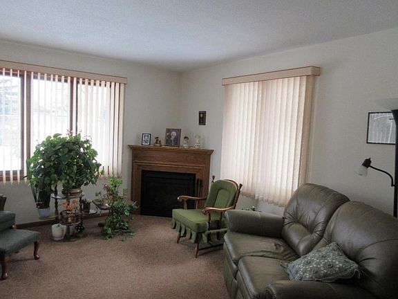 5th image of 2634 15th St N