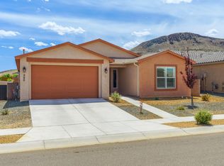 590 Rio Chama Cir SW, Los Lunas, NM 87031