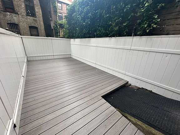 3rd image of 35 Carmine St APT 18