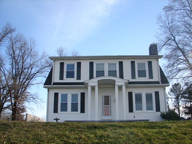 1st image of 1916 W Parrish Ave