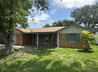 614 Benson St, La Marque, TX 77568