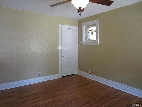 4th image of 6530 Hoffman Ave