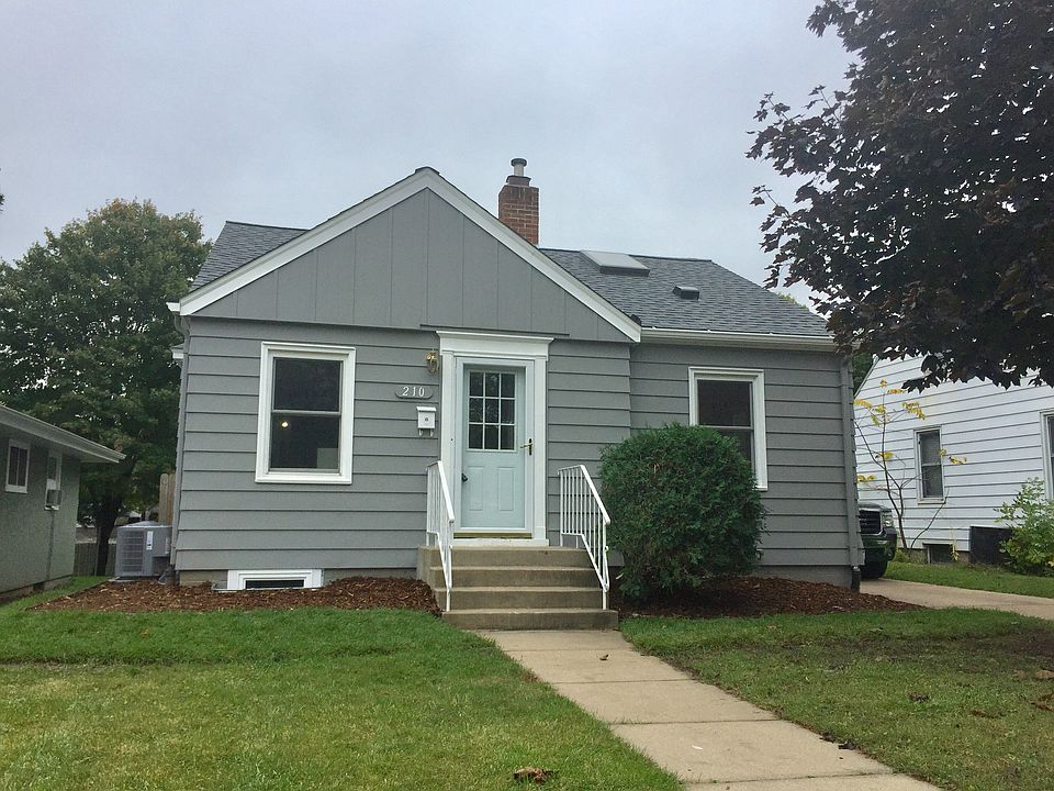 1st image of 210 Curtice St W