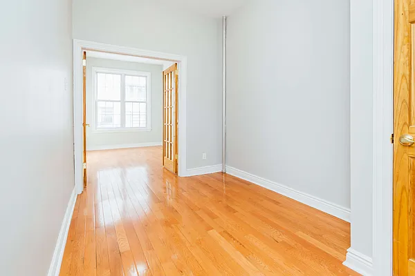 Rented by Nooklyn NYC LLC | media 28