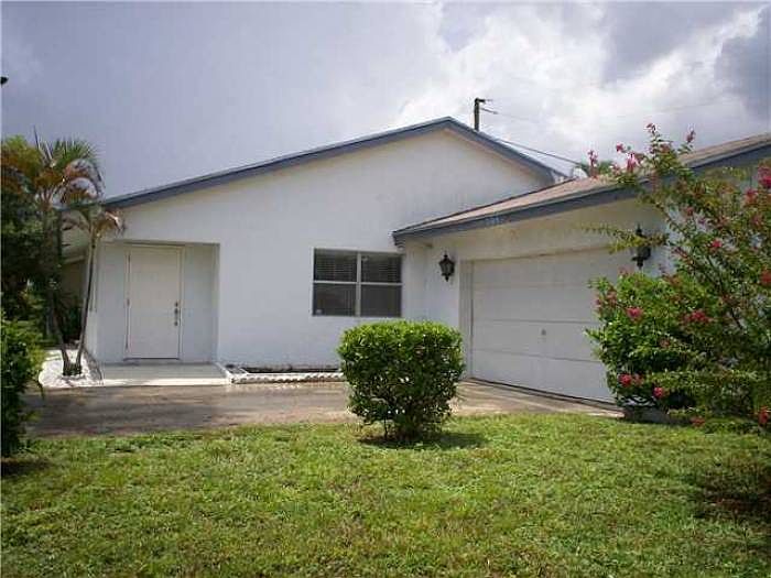 NO HOA FEE