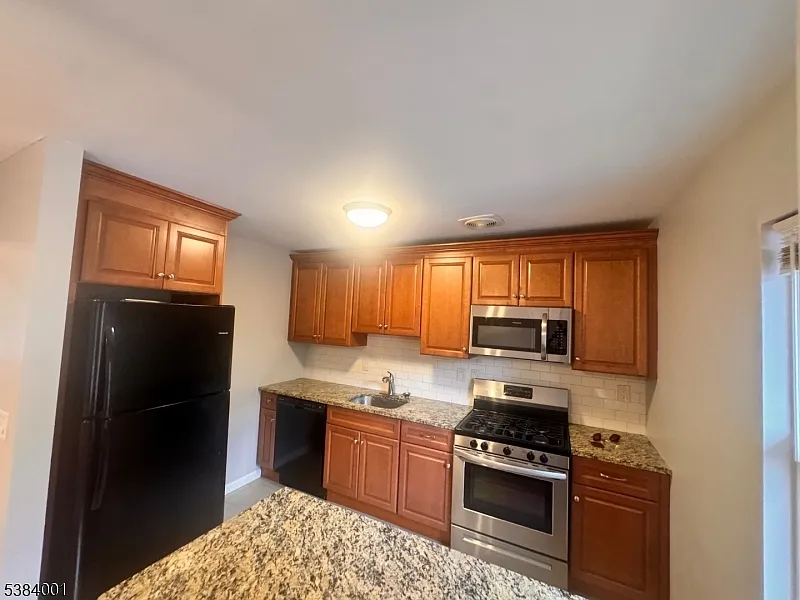 1 bed, 1.0 bath, $2,150 — Photo 4