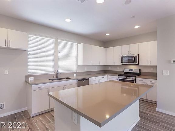 5th image of 11270 Hidden Peak Ave Unit 206