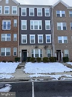 1st image of 6915 Stoddert Ln