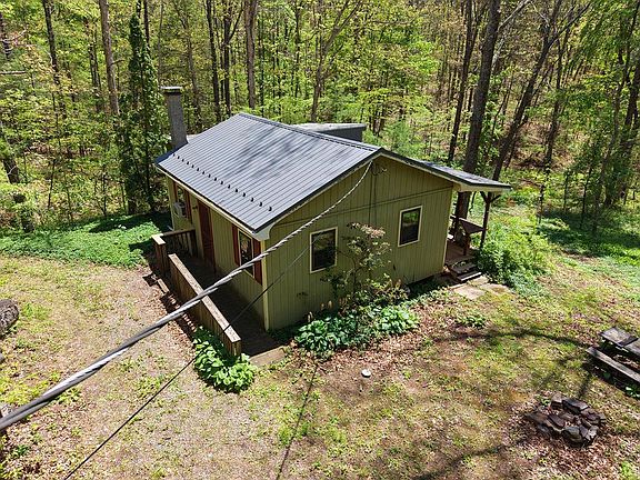 5th image of 8710 Forman Rd