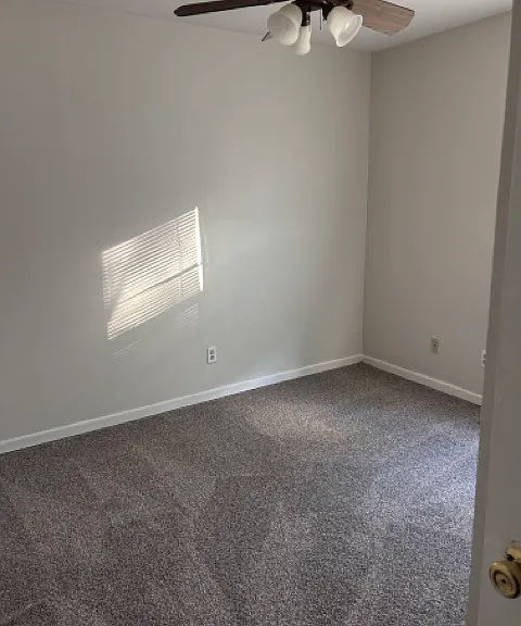 2717 Meek Ave — Photo 2
