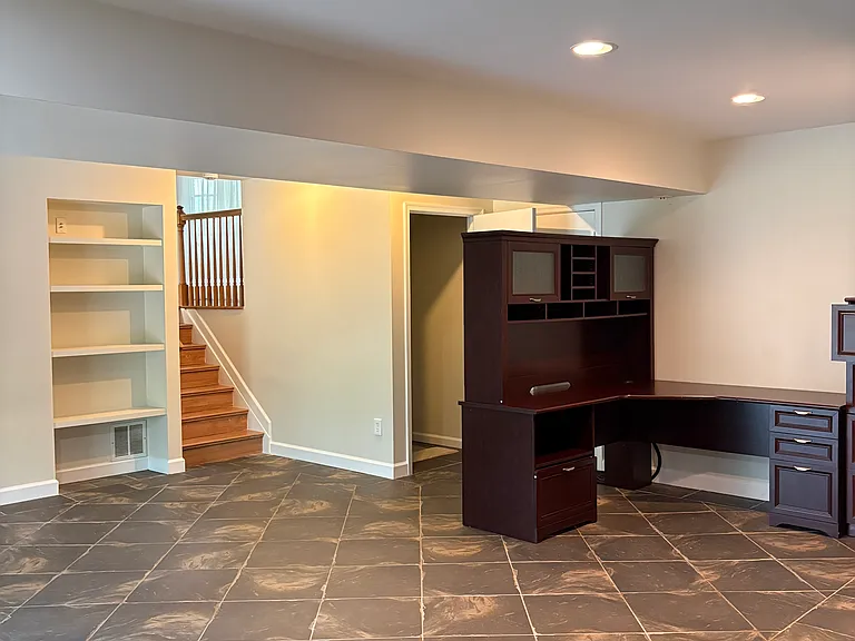 11322 Old Hopkins Rd — Photo 35