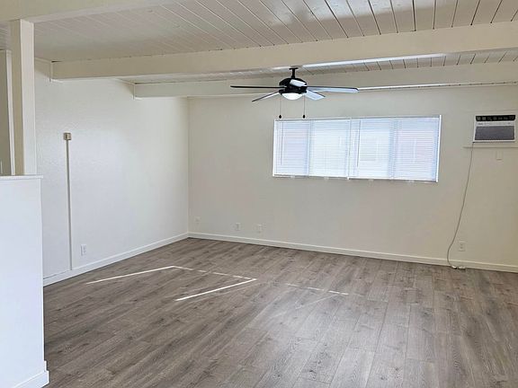 4th image of 1530 Adelaide St #0