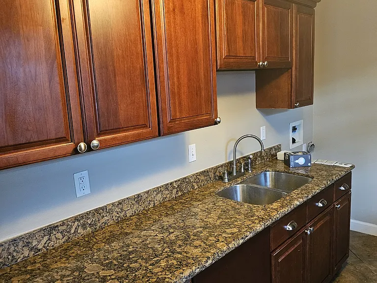 4550 Louisa Dr — Photo 3
