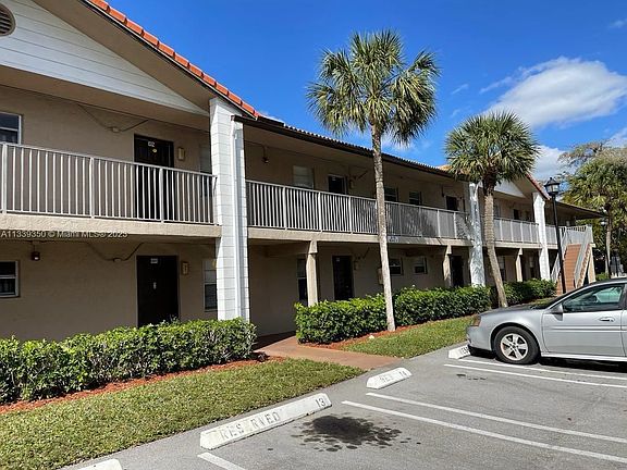 2nd image of 8770 Royal Palm Blvd APT 204-2