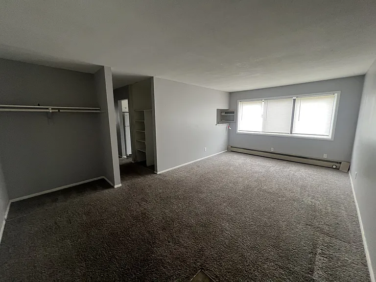 179 Charles St NE #6 — Photo 9