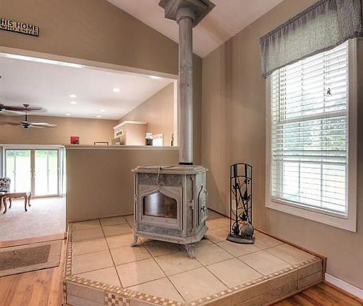 5th image of 13840 Shaver Ct