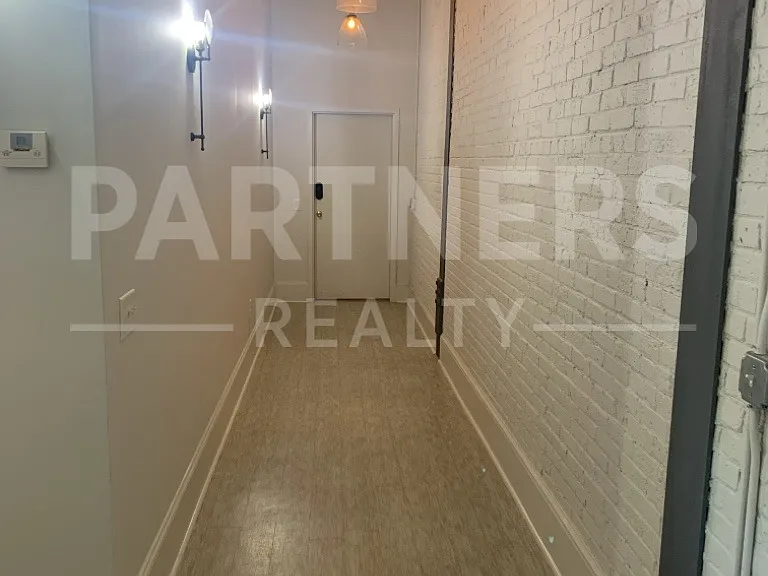 28 Monroe St #404 — Photo 20