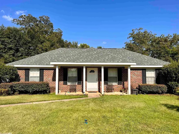 28044 Landmark Ave, Loxley, AL 36551