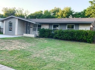 1847 Wintergreen Rd, Carrollton, TX 75006